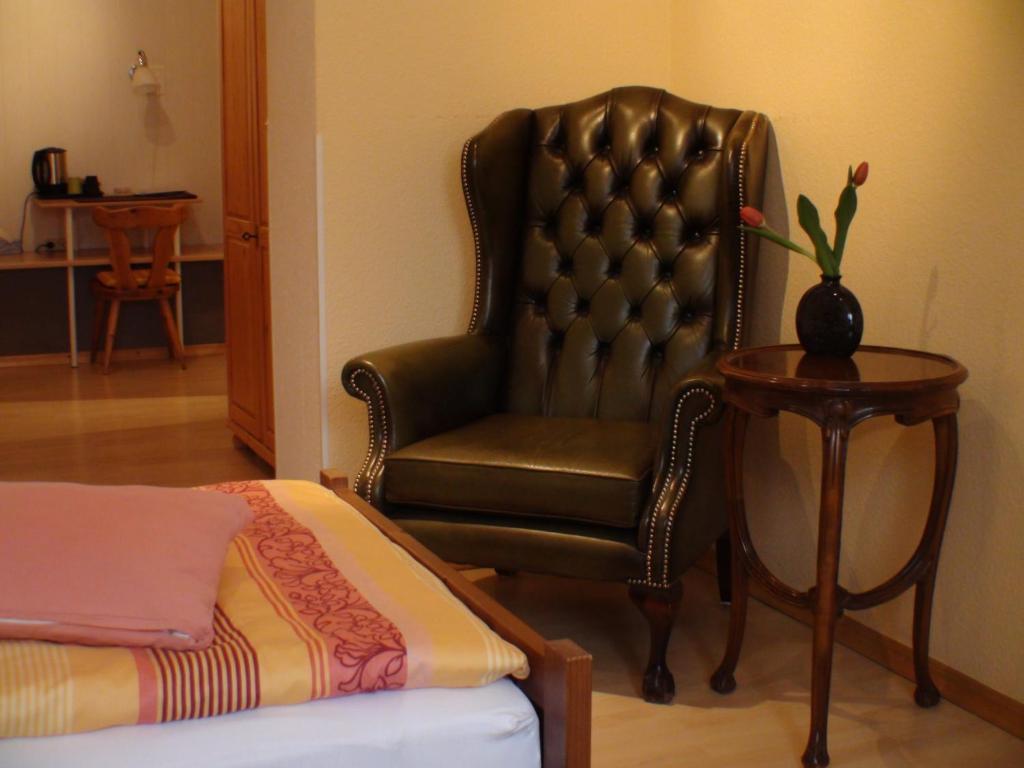 Hotel Alt-Rodenkirchen Colónia Quarto foto